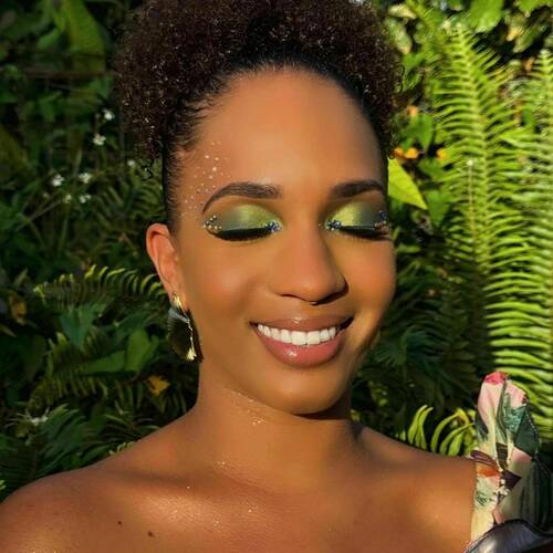 Maquillage Sophistiqué : Greenie & Strass