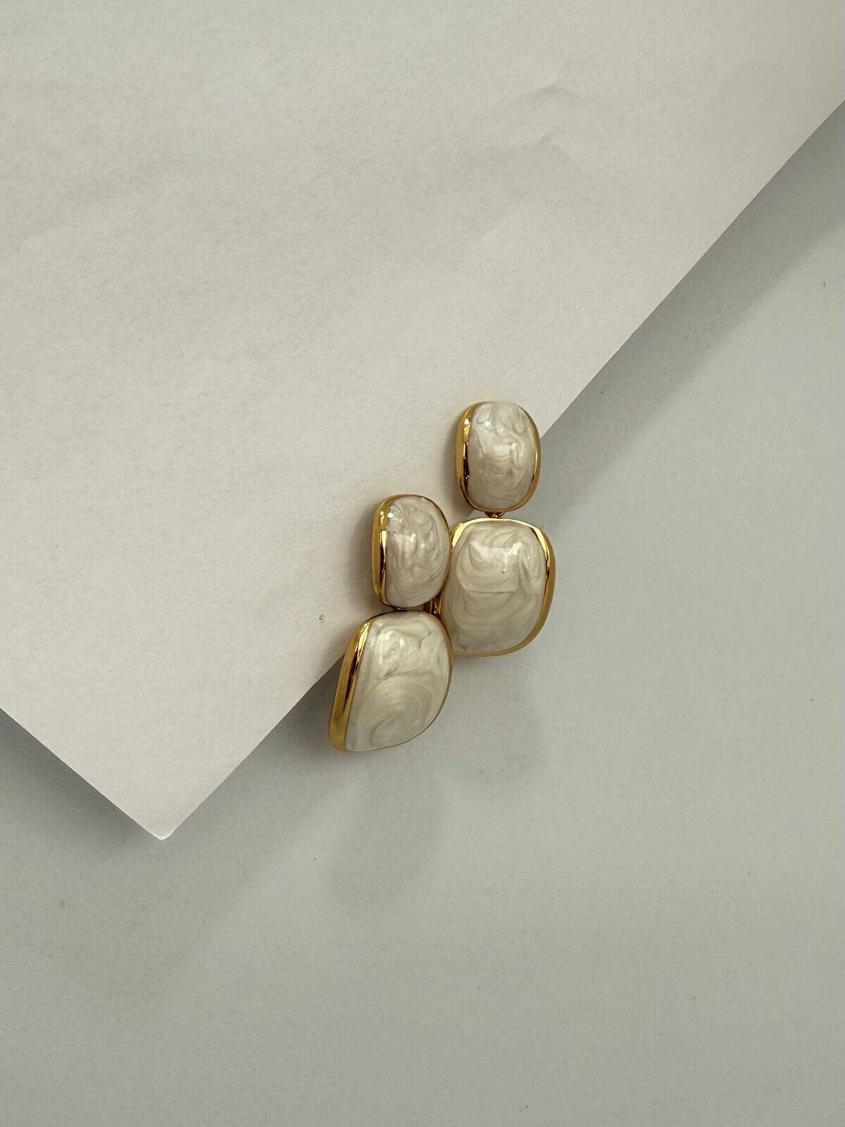 Boucles d’Oreilles - LYS
