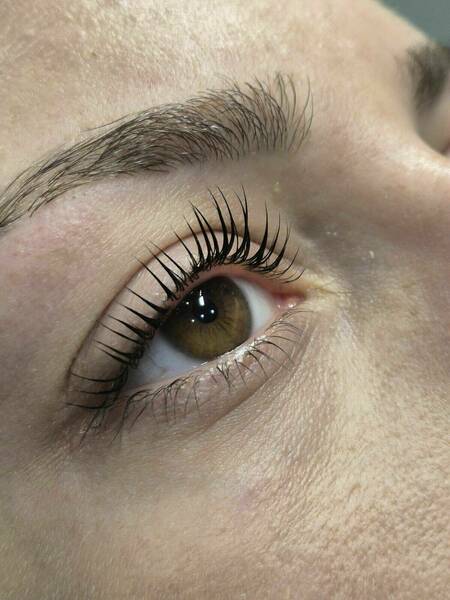 Rehaussement de cils avec Teinture 