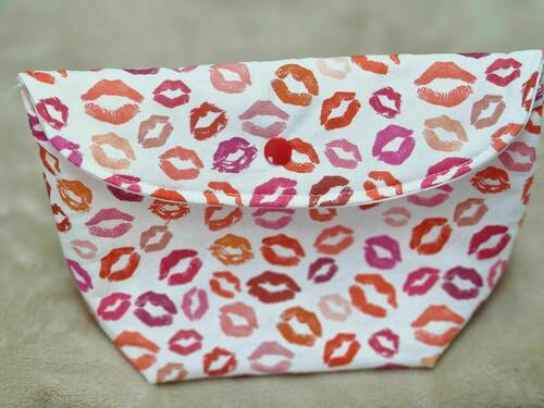 Trousse/ pochette molletonnée Bisous