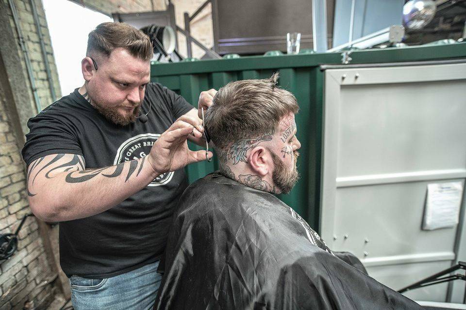 Davie on stage Liverpool 