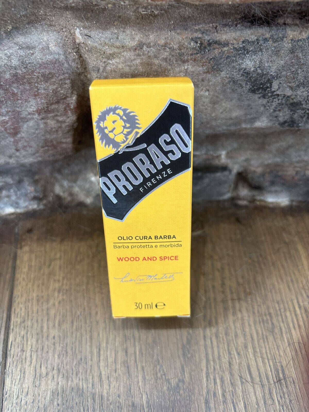 Proraso wood and spice beard oil