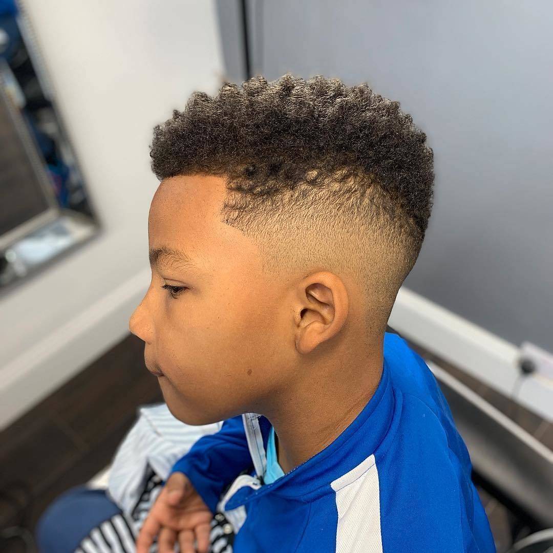 Hide your daughters,
Little mans been jazzed up!!
Stayfresh
#jazzs #barbershop #northhykeham #afro #faded #stayfresh