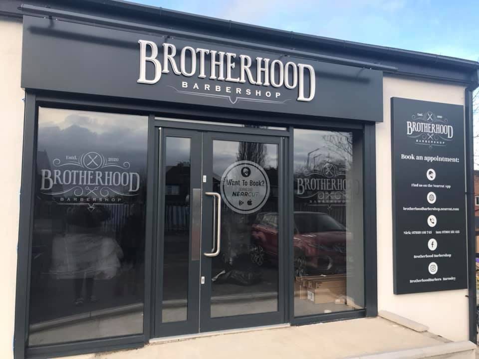 The new shop front signage is complete, 
BIG thanks to Taylormade Signs for a fantastic job and giving us exactly what we wanted. James Taylor best in tarn