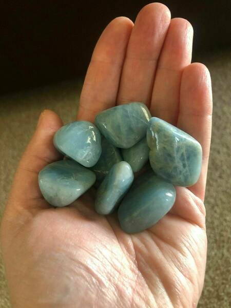 Aquamarine tumblestones