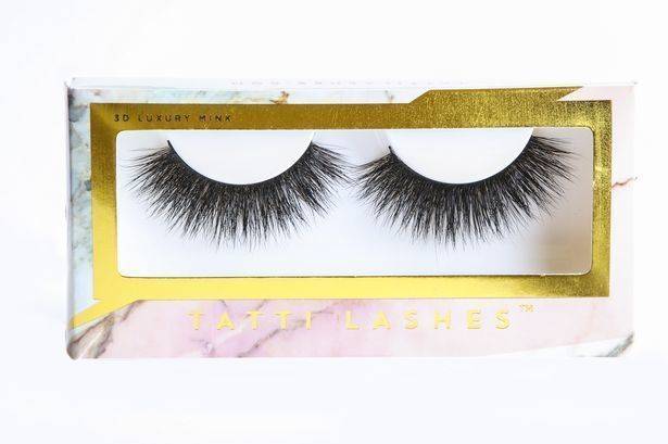 Tatti Lashes - Single