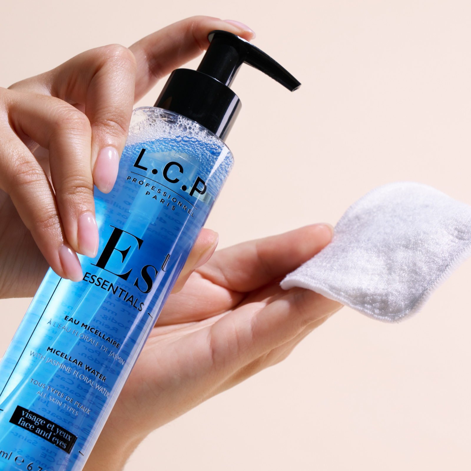 Eau micellaire à l'eau florale de Jasmin