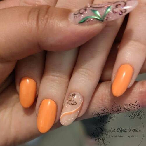 Nail art sur un doigt