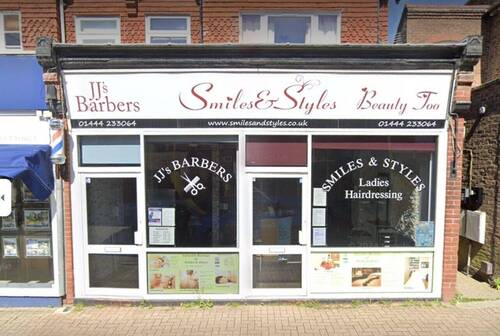 Enhance Your Features- Ombré Brows, Church road