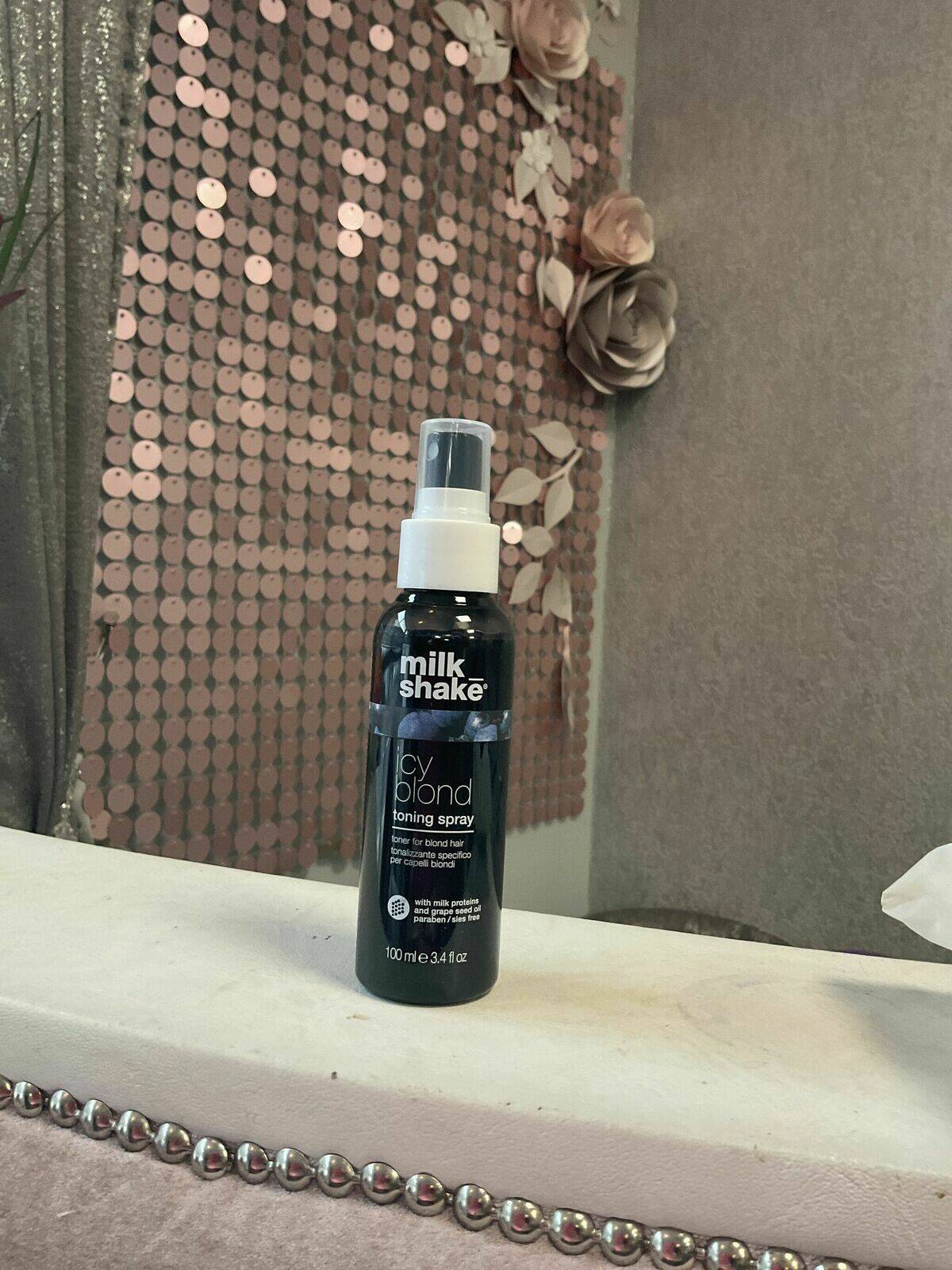 Milk shake icy blond toning spray 