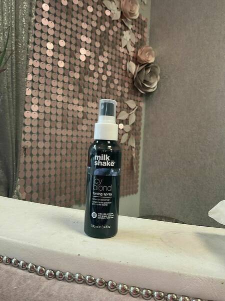 Milk shake icy blond toning spray 