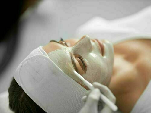 Relaxing facial 