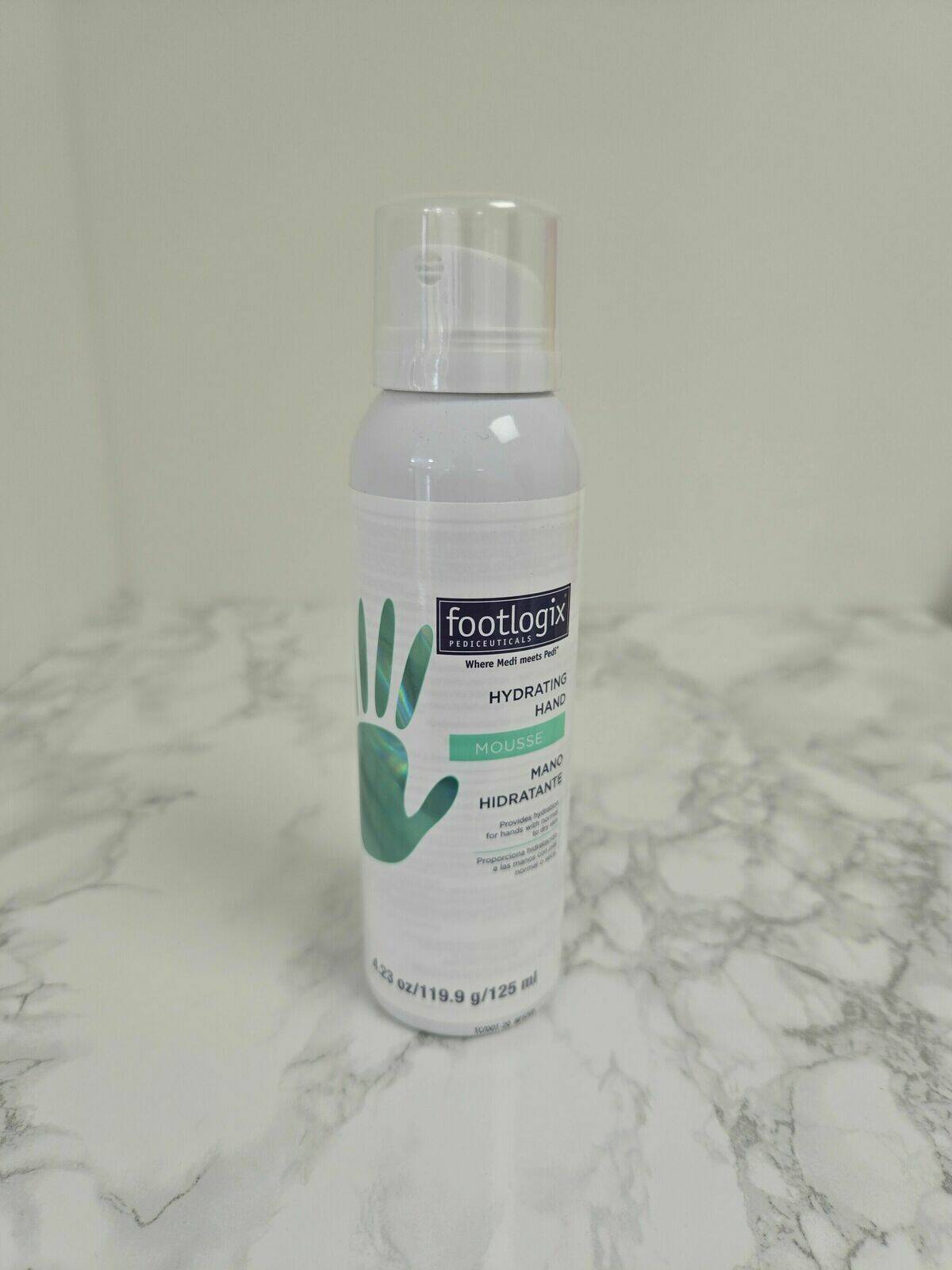 Crème mousse pour les mains 