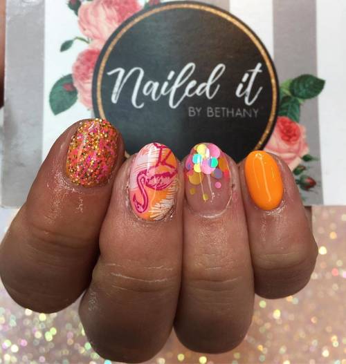 And I’m back after a few days off, will try to reply to all messages tonight!
Abigail natural nails all ready for her holibobs!☀️