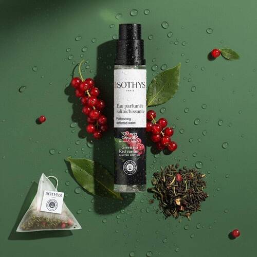 Eau parfumée rafraichissante Thé vert – Groseille 