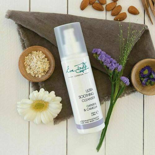 ultra soothing cleanser, 200ml