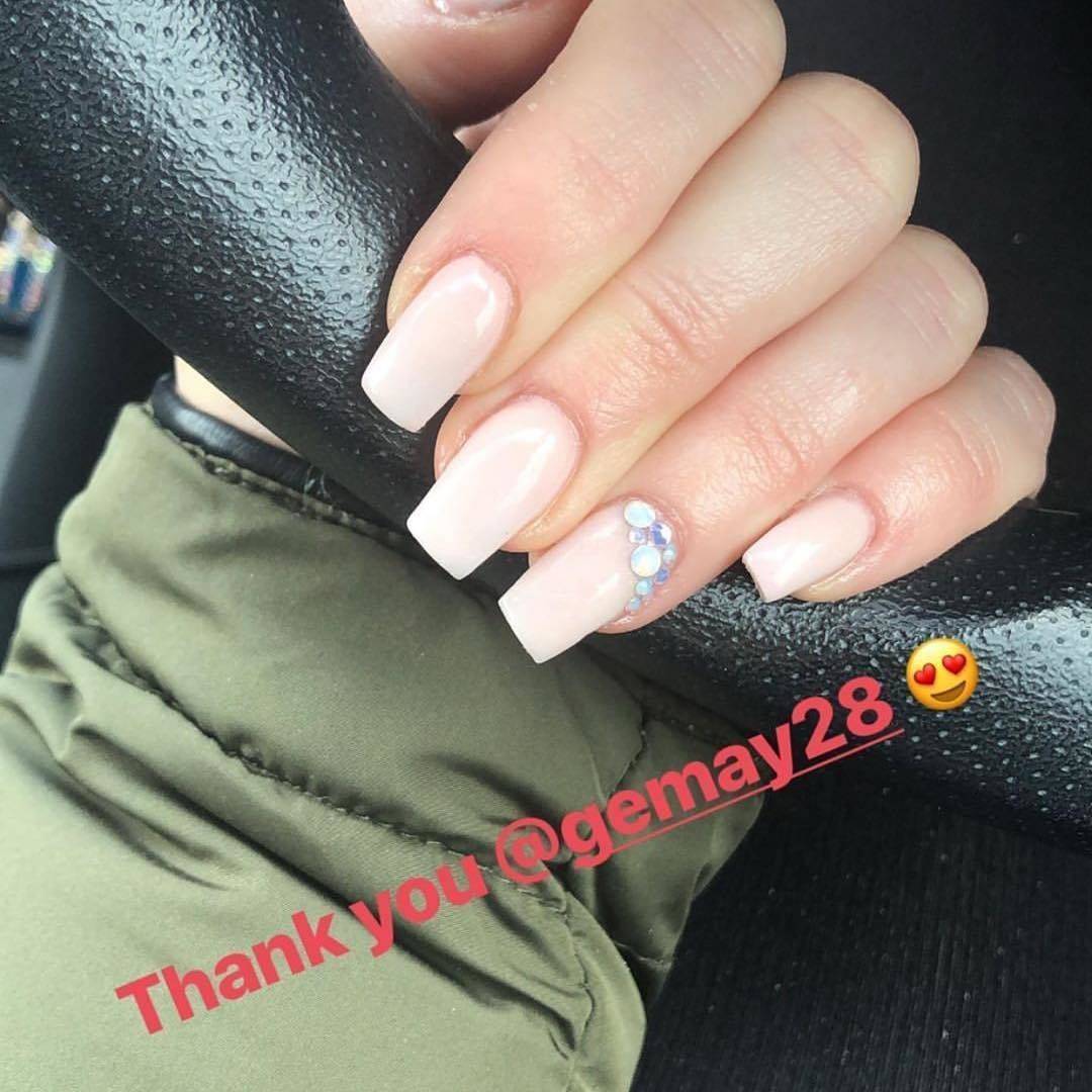 When one of your gals posts a selfie... but also, takes a good shot! Thanks  Emily! 