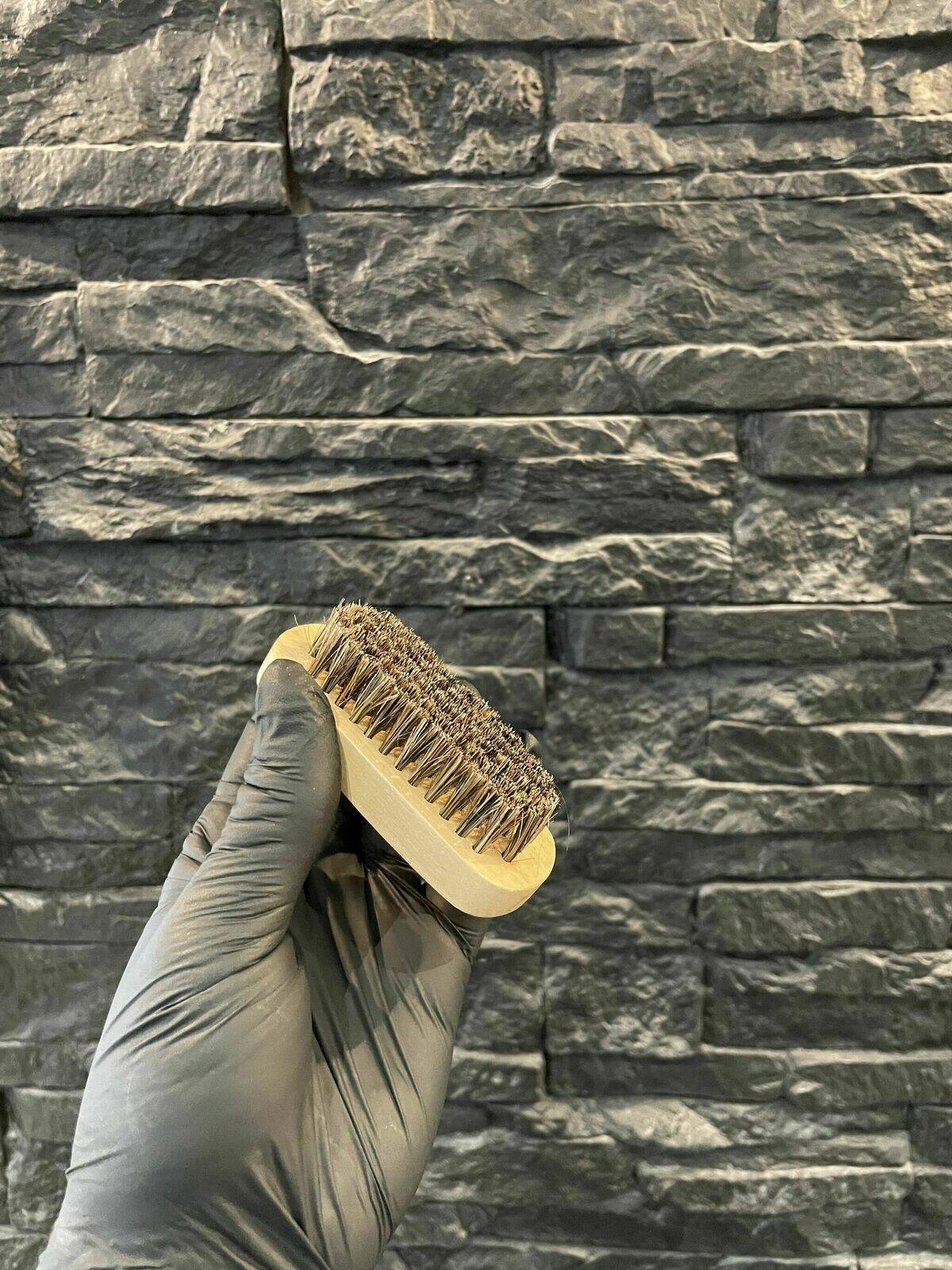 Brosse à barbe et cheveux 