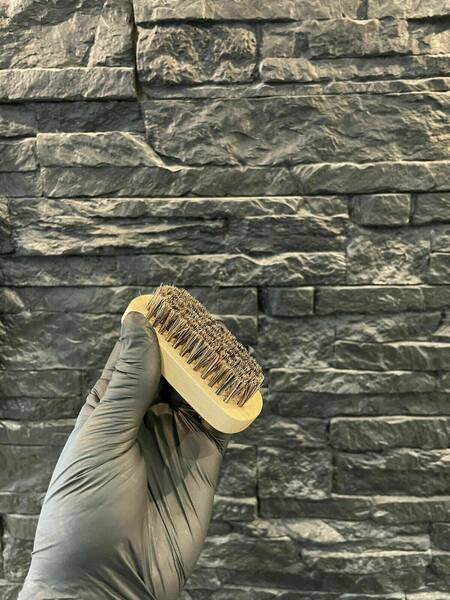 Brosse à barbe et cheveux 