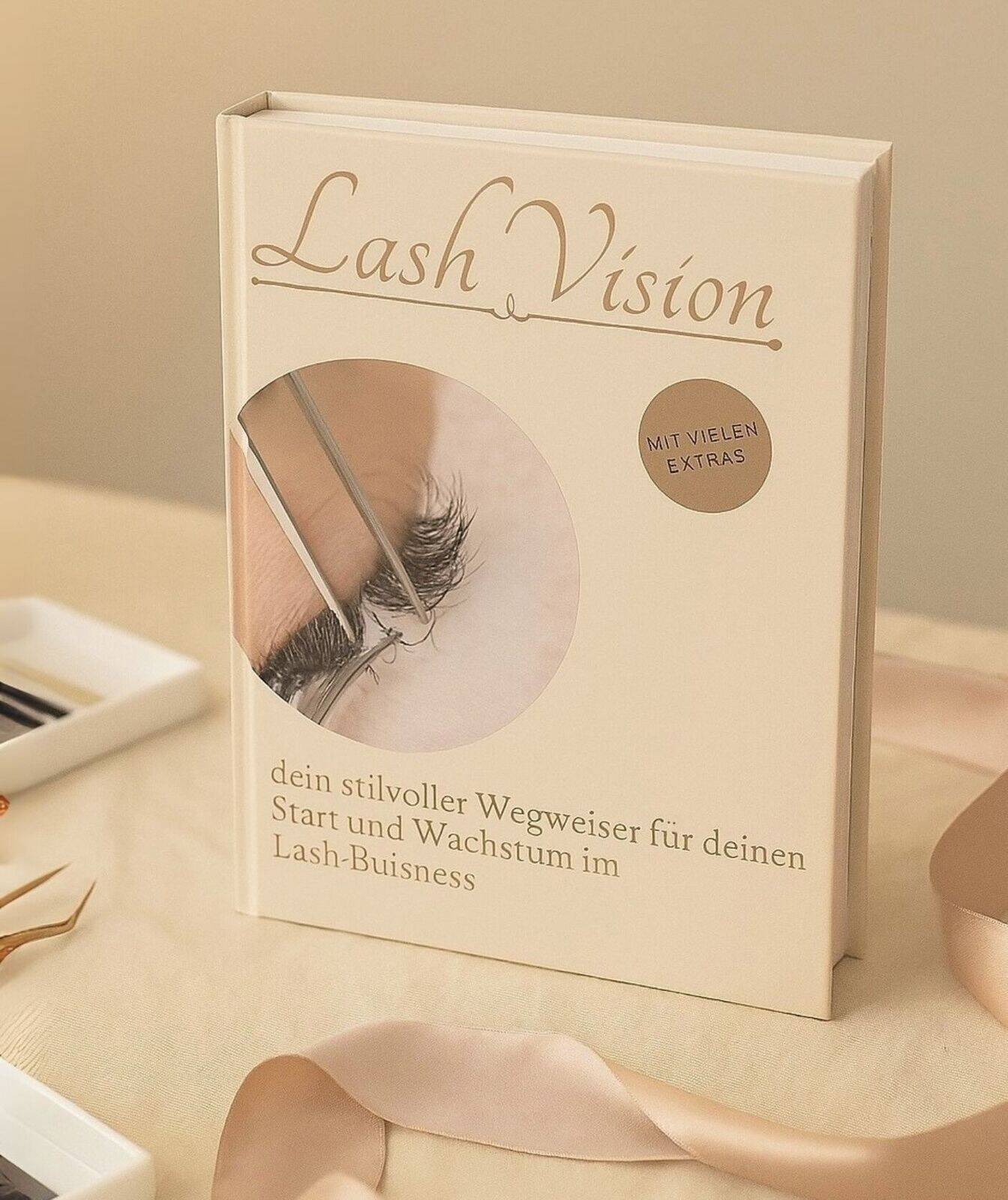 Lash Vision-Mehr als nur ein Lashbook: Dein All-in-One Fachbuch 