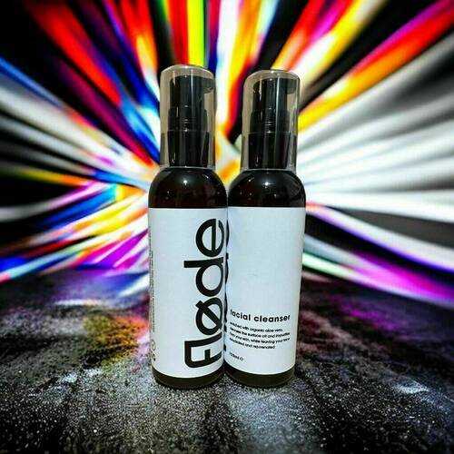 Facial Cleanser ( inc Uk postage )