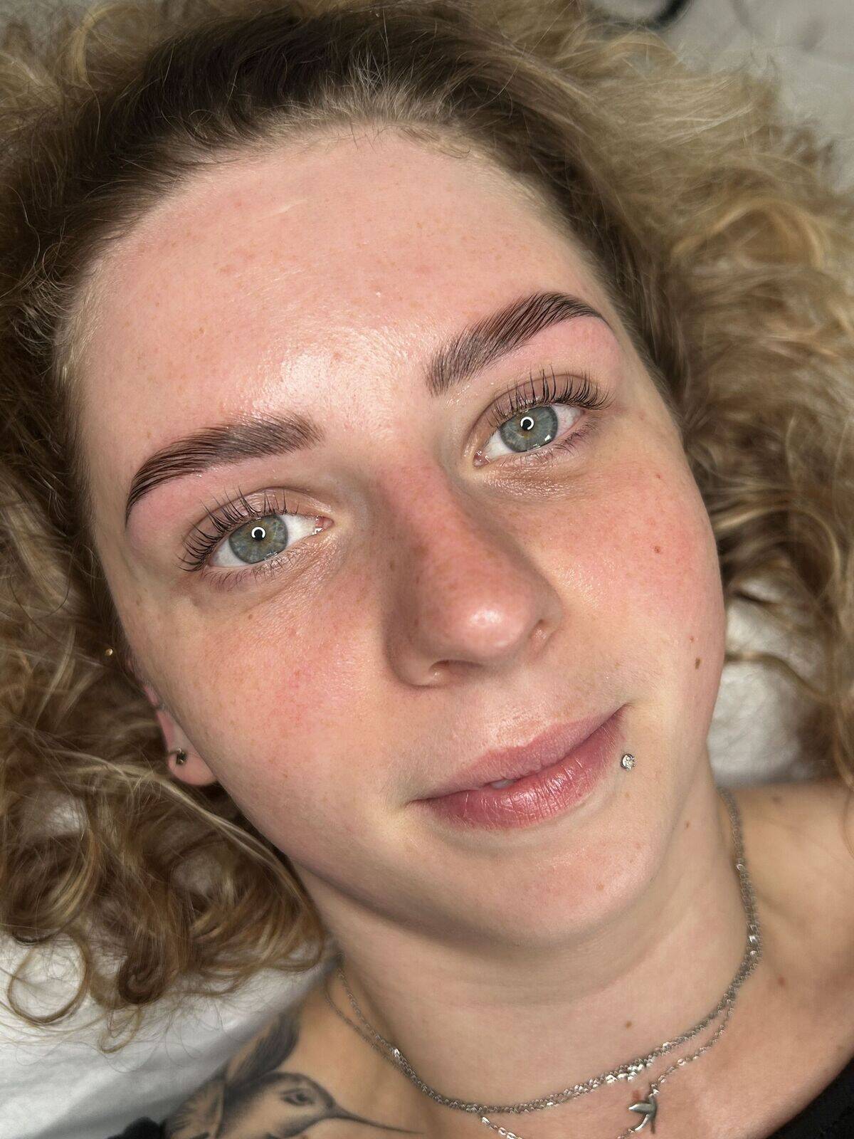 Lash Lift & Brow Lamination 