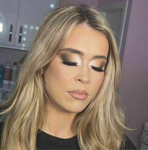 By Luci/Pretty Little Beauty