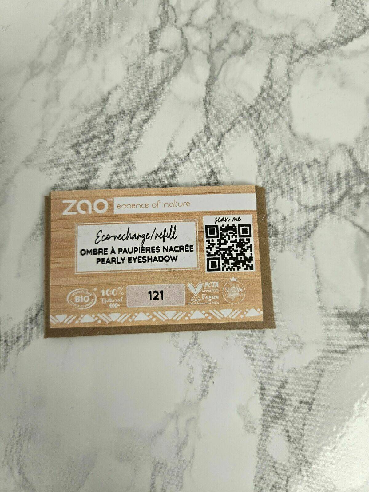 Ombre à paupières nacrée 121 Ivoire