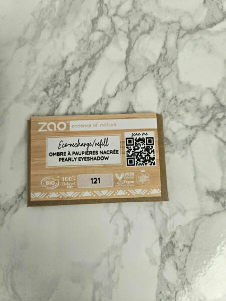 Ombre à paupières nacrée 121 Ivoire