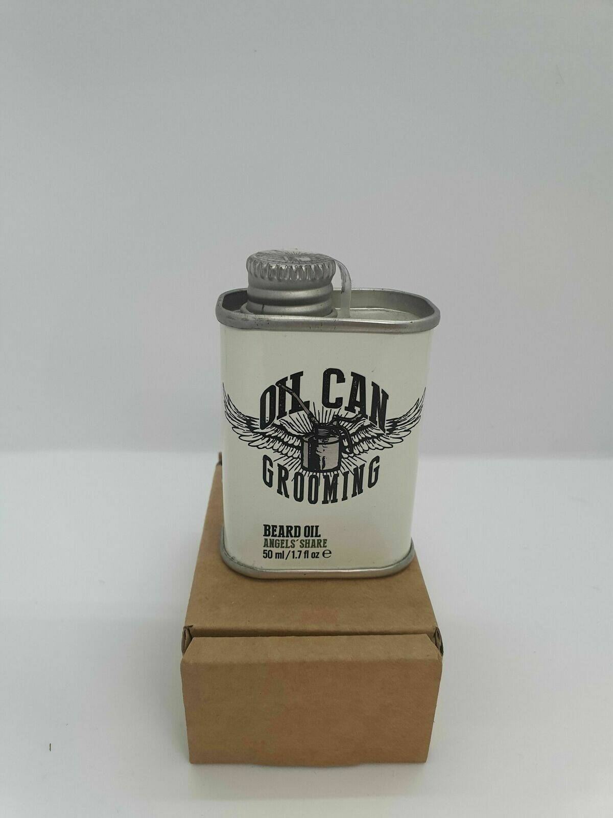 Oil can grooming Angel's share beard oil