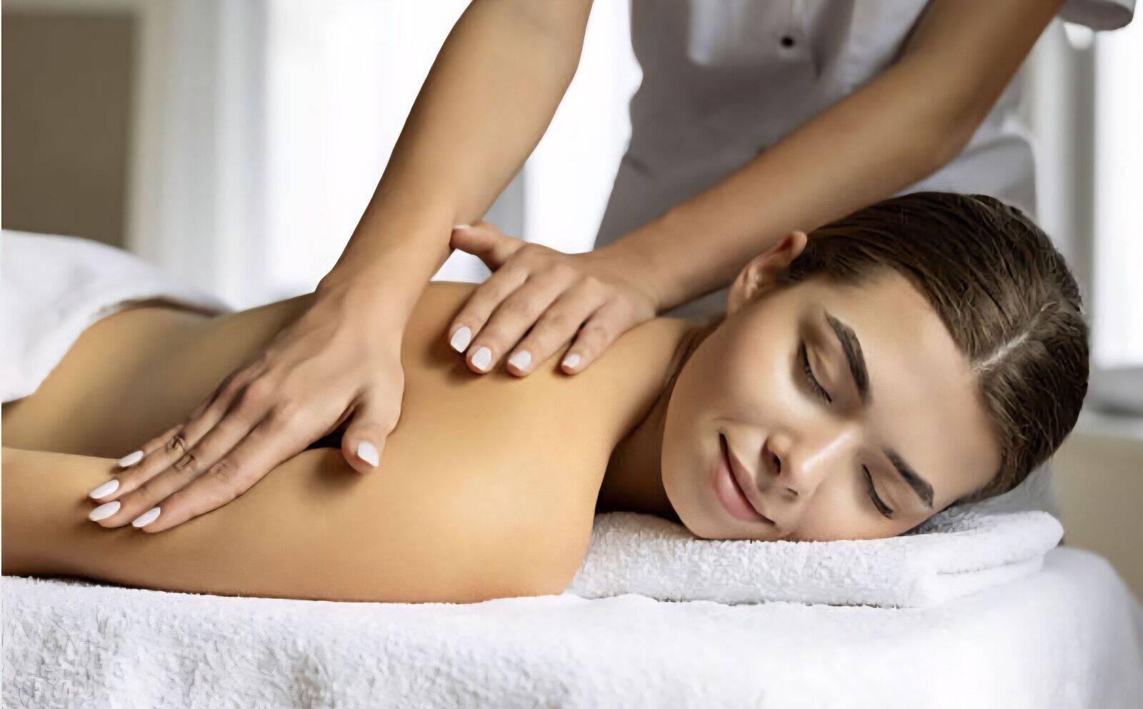 sports massage 50 minutes