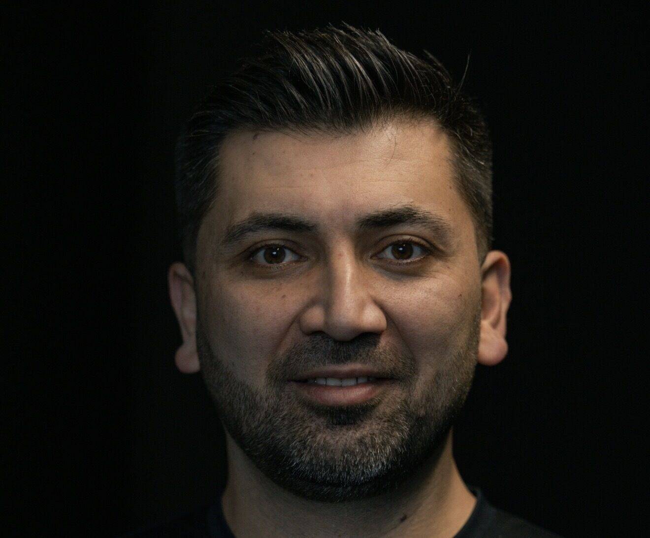 Mirza - Senior Barber