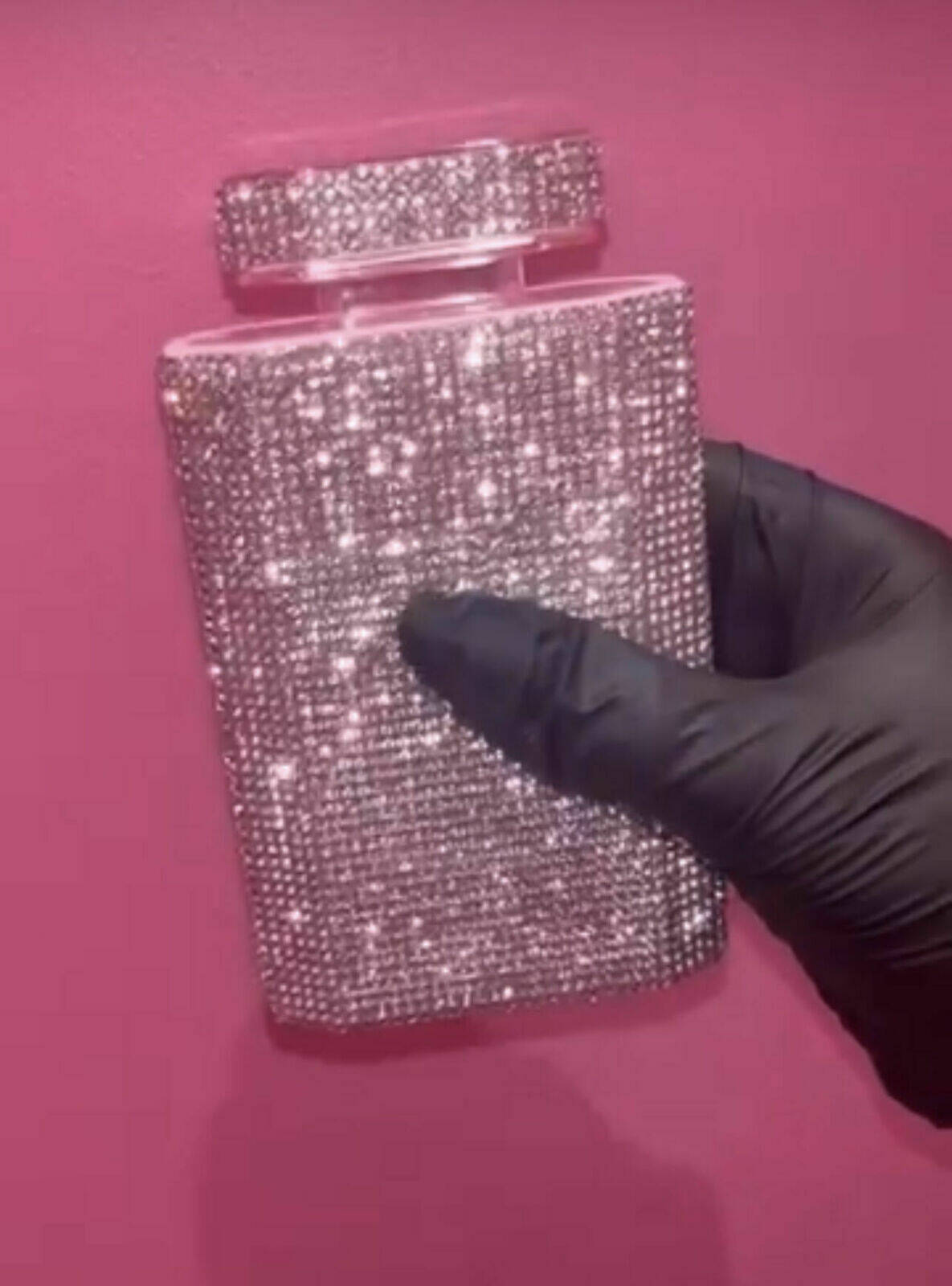 STONE CRYSTAL FAN PINK RUPTURE DE STOCK, DISPONIBLE EN PRÉCOMMANDE