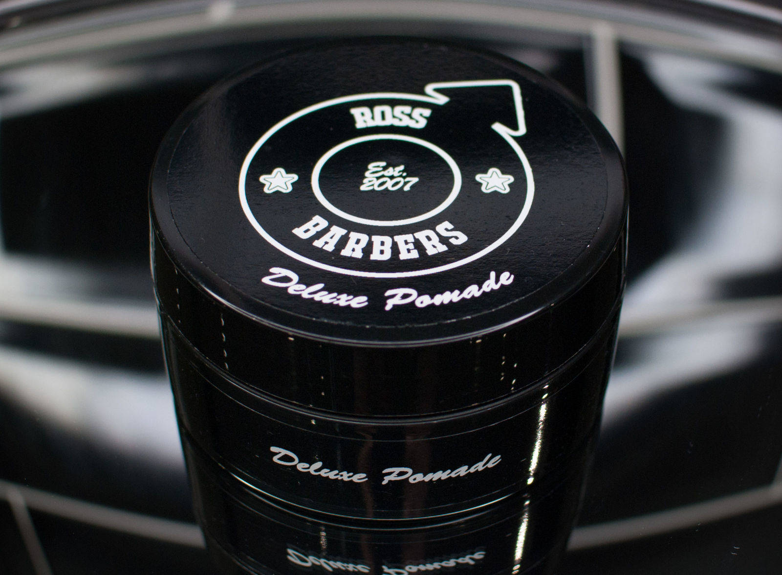 Deluxe pomade 