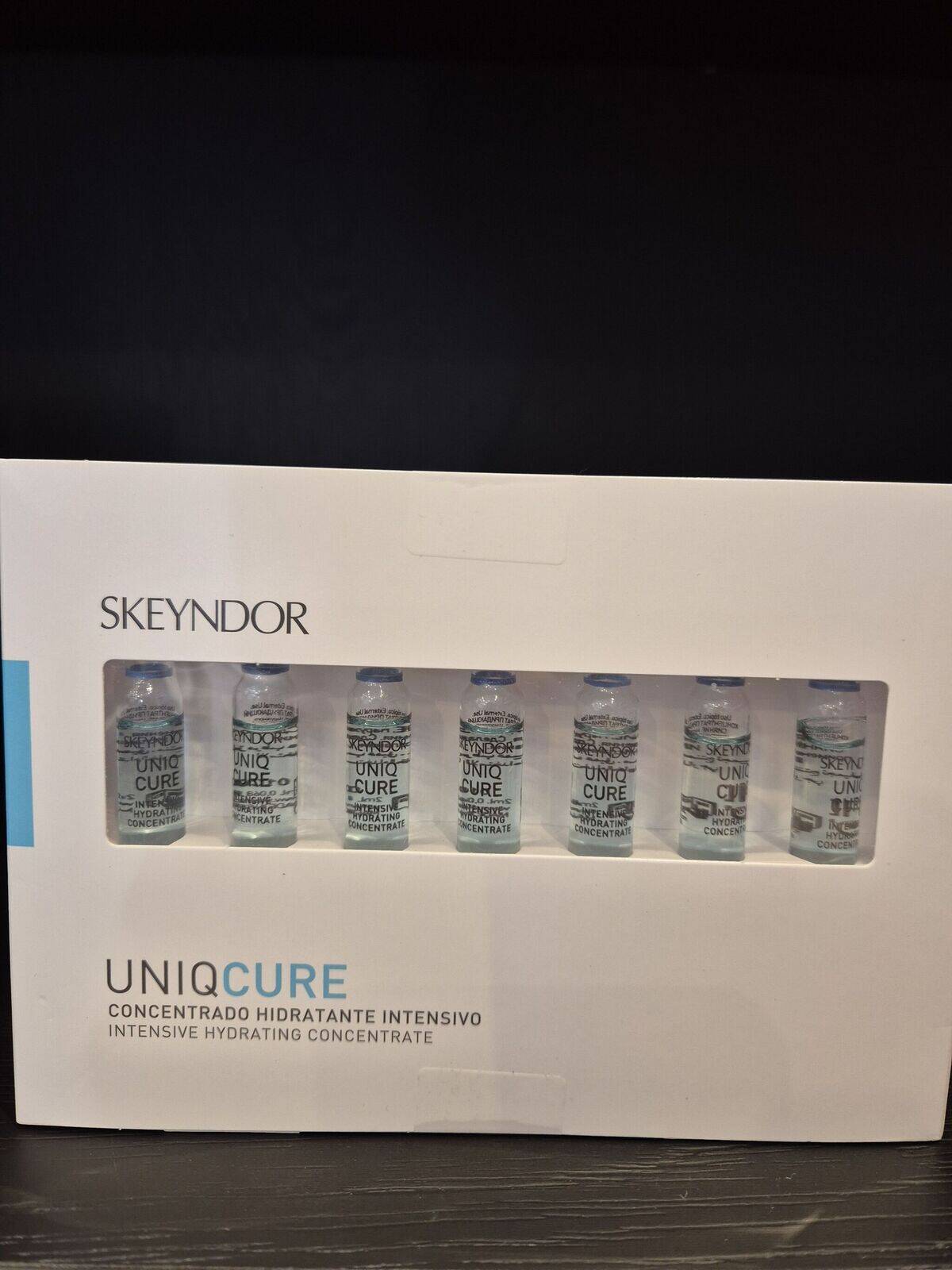 Skeyndor Uniqcure Hydrating Concentrate 