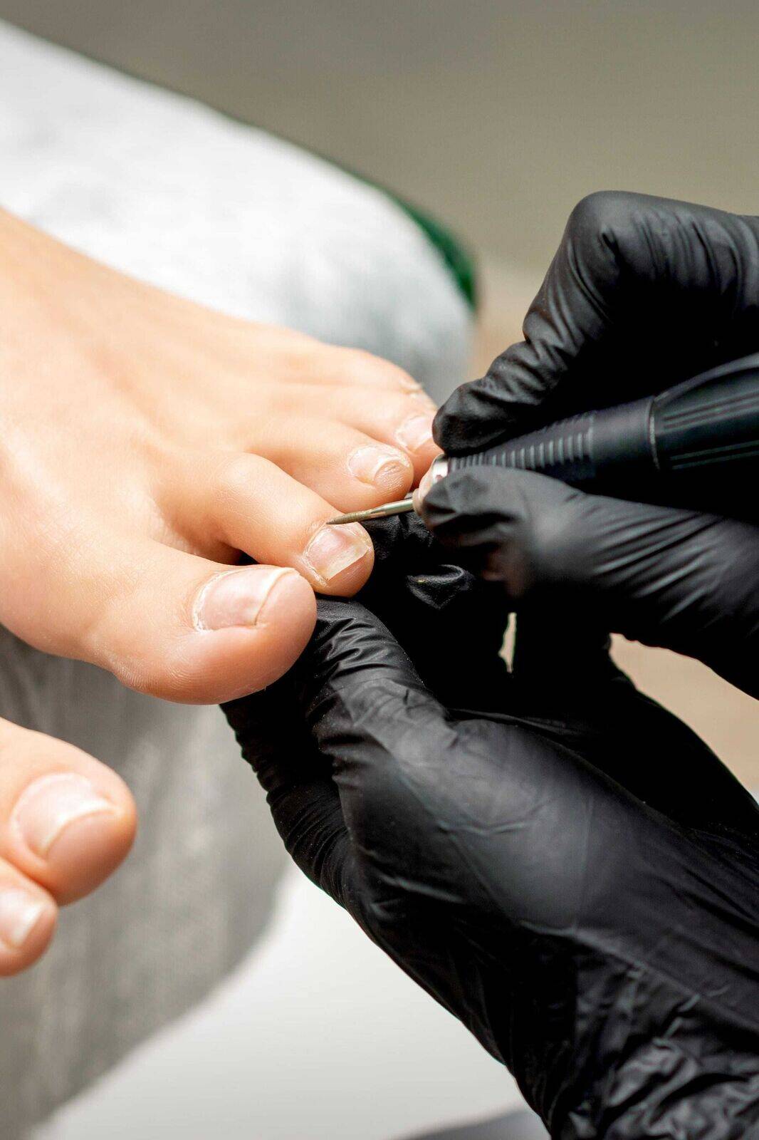 Soins des pieds/Pédicure médicale/semi-permanent