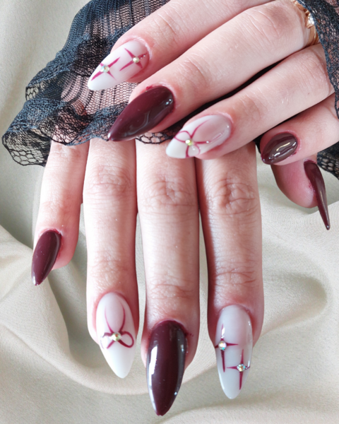 Pose américaine + Nail Art (Niveau 1) + strass