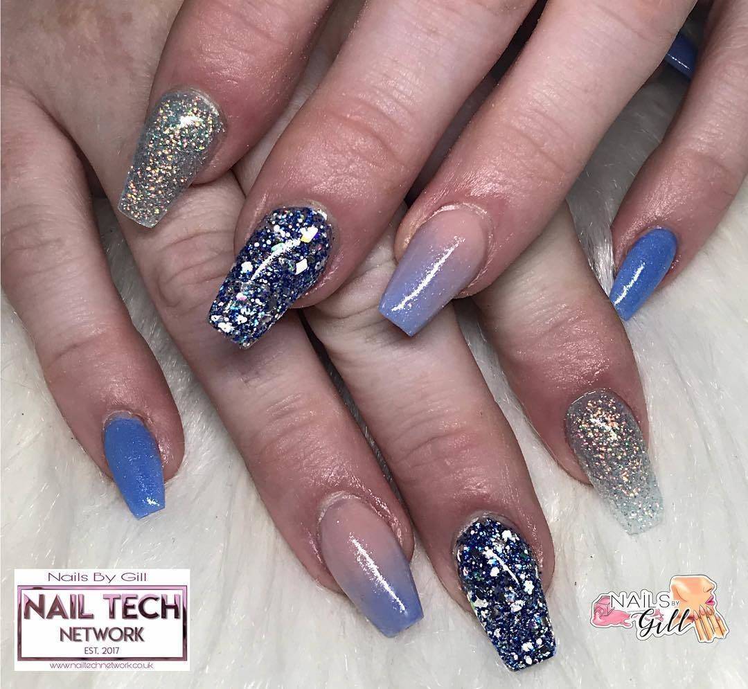 Wee beauties #nailsbygill01 #jfbeautylounge #nailtechnetwork #cjpacrylic #cjpperiwinkle #cjpcherryblossomblush #ombrenails