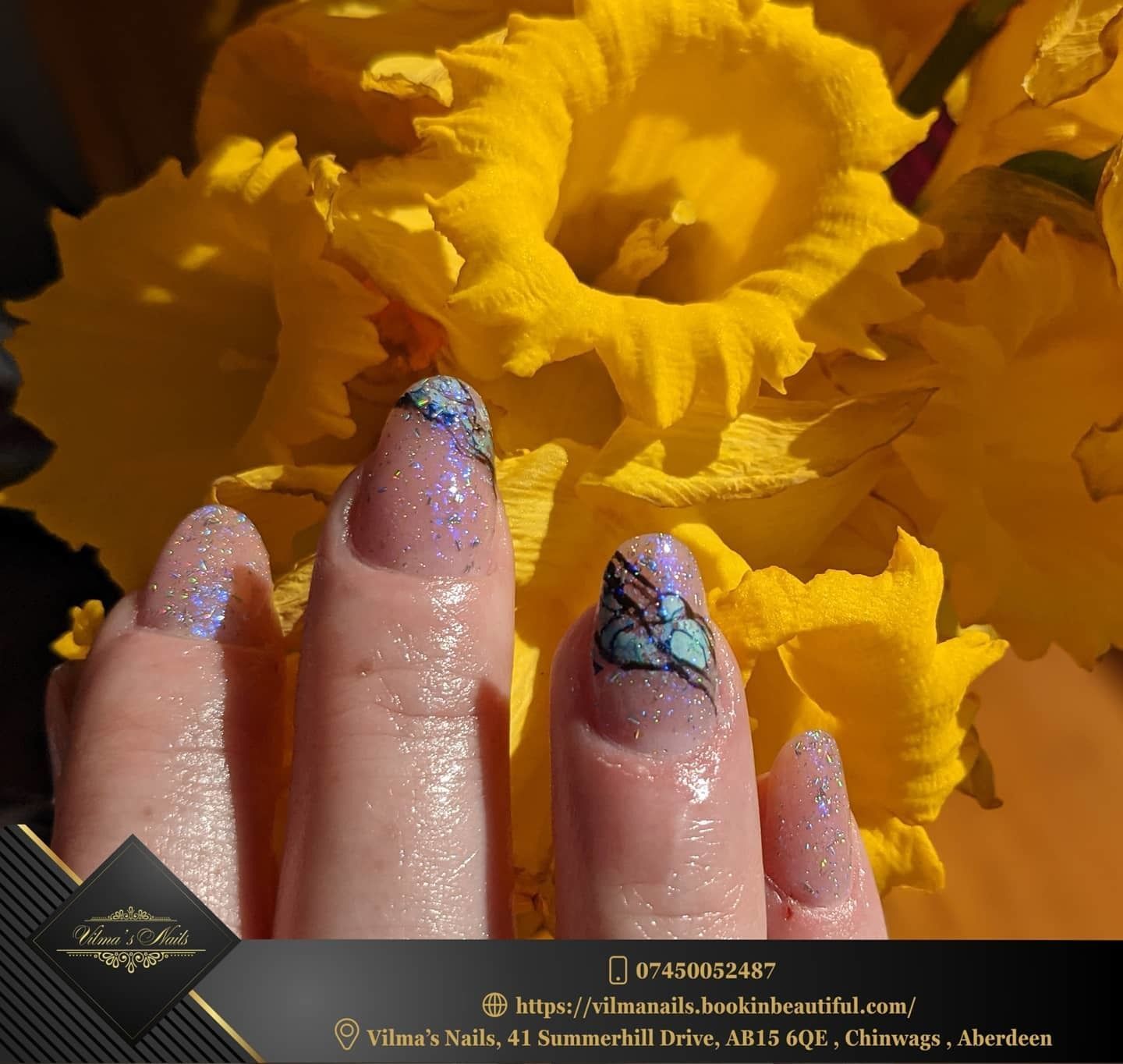 Finally my right hand have ok looking nails :)))