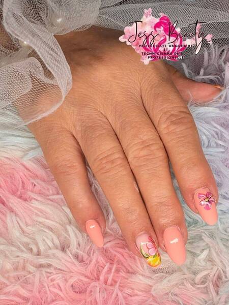 Gainage sur ongles naturels