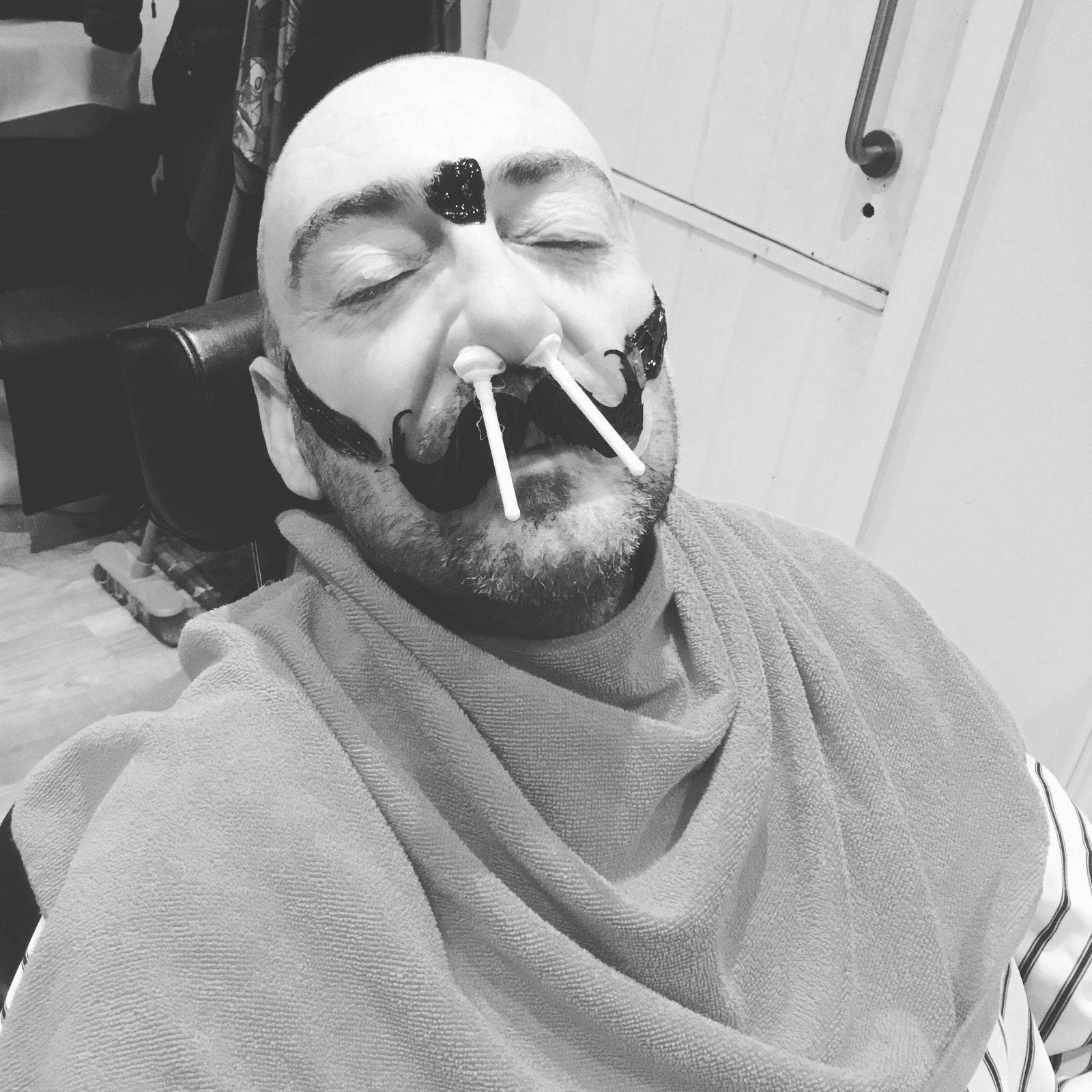 Nose wax and cheek wax to get rid of unwanted hair