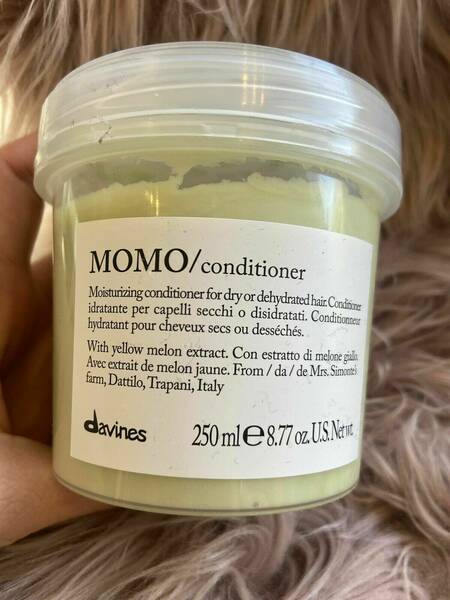 Momo conditioner 