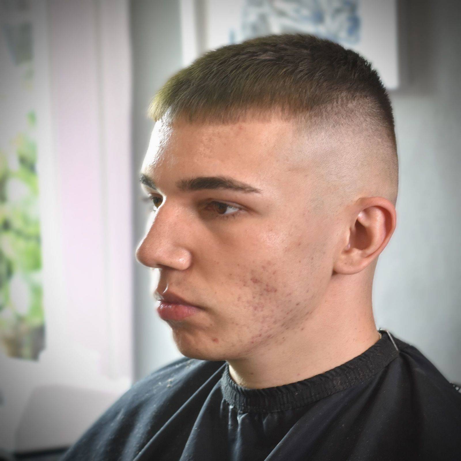 High skin fade men’s hair 