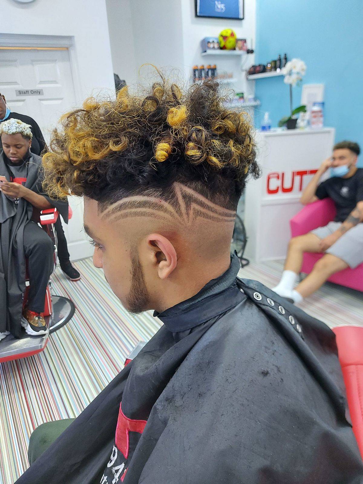 Hair cut & colour with pattern 