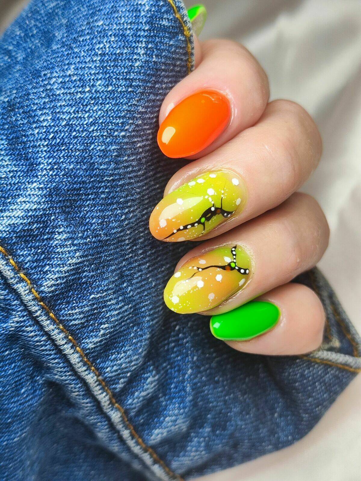 Remplissage pose chablon avec nail art