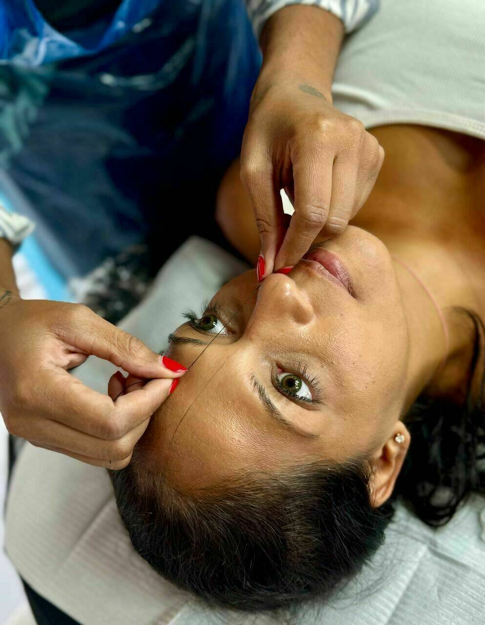 Microshading : Le maquillage semi-permanent des sourcils (Votre rendez-vous conseil en un seul clic)