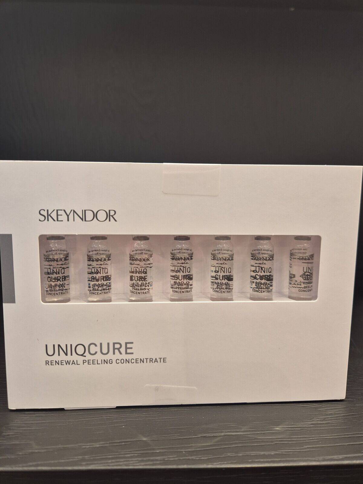 Skeyndor Uniqcure Renewal Peeling Concentrate
