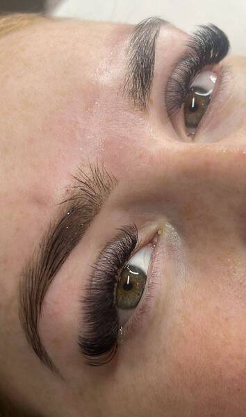 Brow Wax & Tint