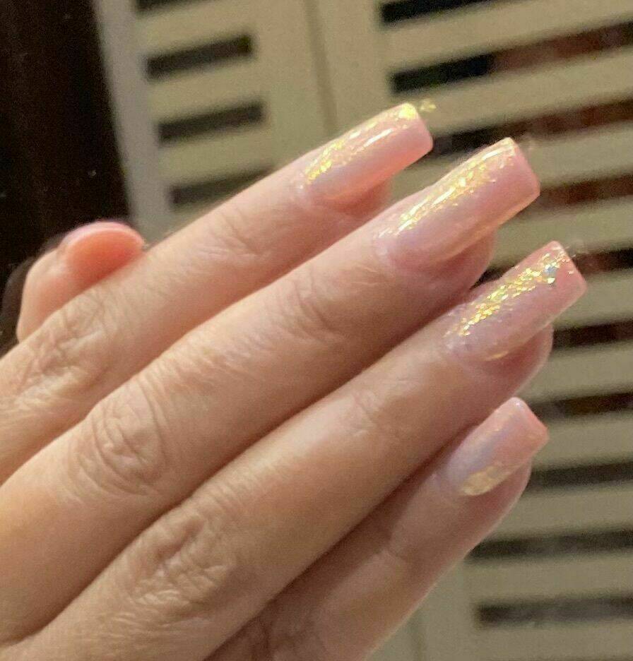 Extension Gel sur ongles rongés 