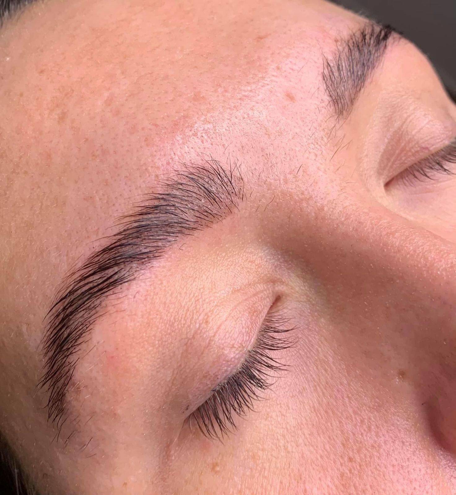 Brow Lamination 